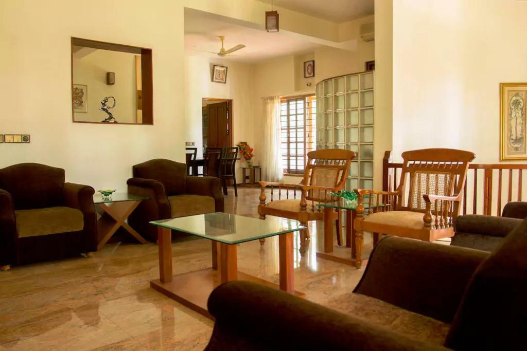 Villa Serena Bangalore Exterior foto