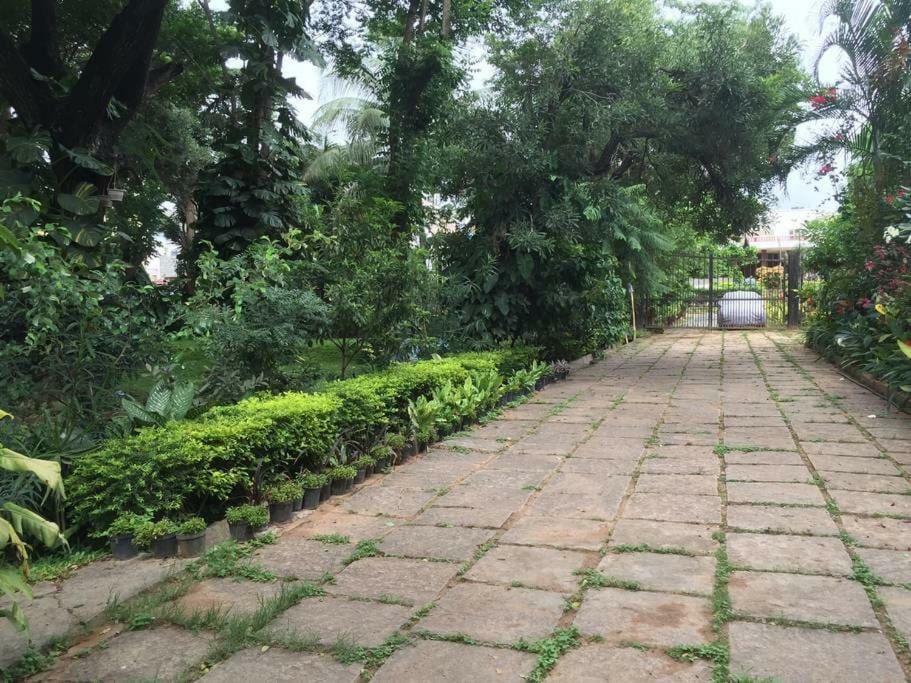 Villa Serena Bangalore Exterior foto
