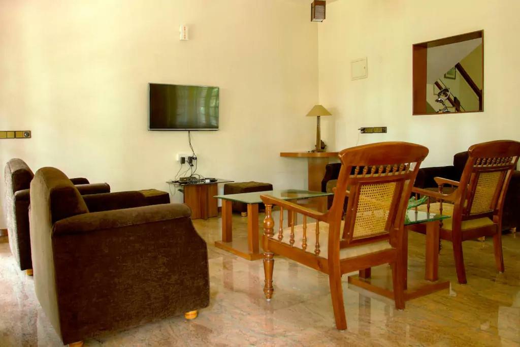 Villa Serena Bangalore Exterior foto