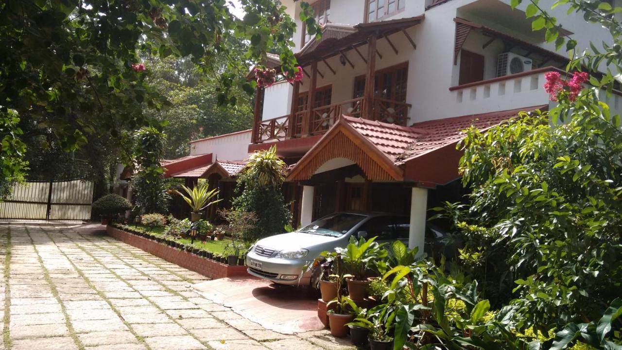 Villa Serena Bangalore Exterior foto
